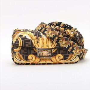 Fendi Versace Mamma Bucket Crossbody Bag M
